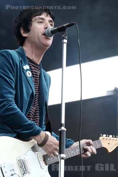 JOHNNY MARR - 2013-08-23 - SAINT CLOUD - Domaine National - Scene de l'Industrie - 